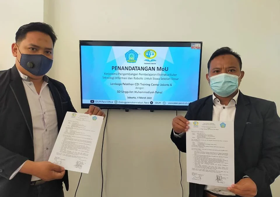 SD Unggulan Muhammadiyah Patrol Luncurkan Program Ekskul TI dan Robotik