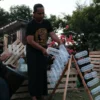 Pertama di Cirebon, Berawal dari Risih Lihat Sampah Berserakan