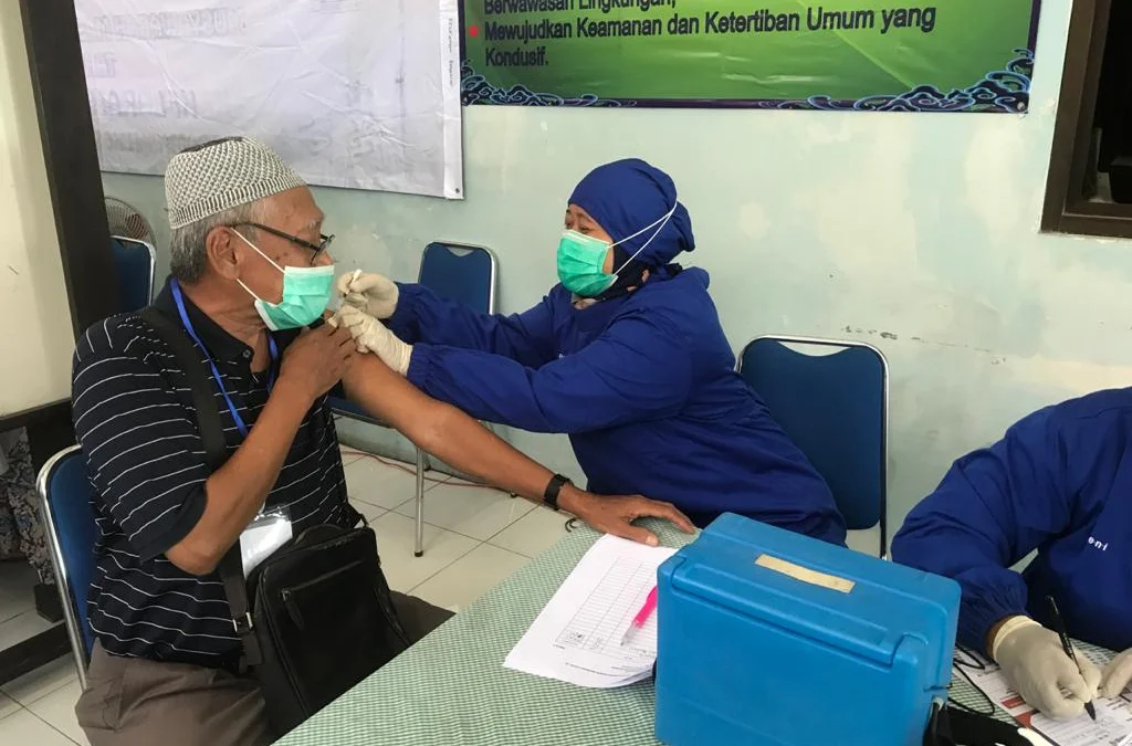 Siasati Stok Vaksin Siasati Stok Vaksin