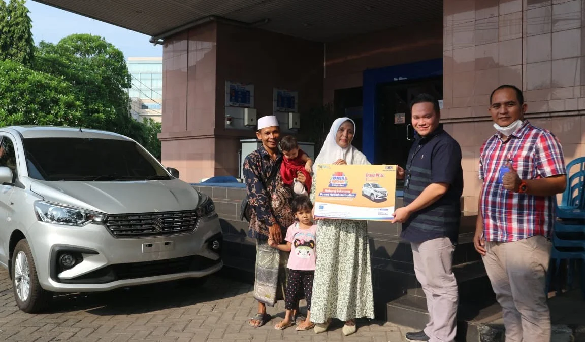 Belasan Tahun Jadi Nasabah, Bawa Pulang Suzuki New Ertiga