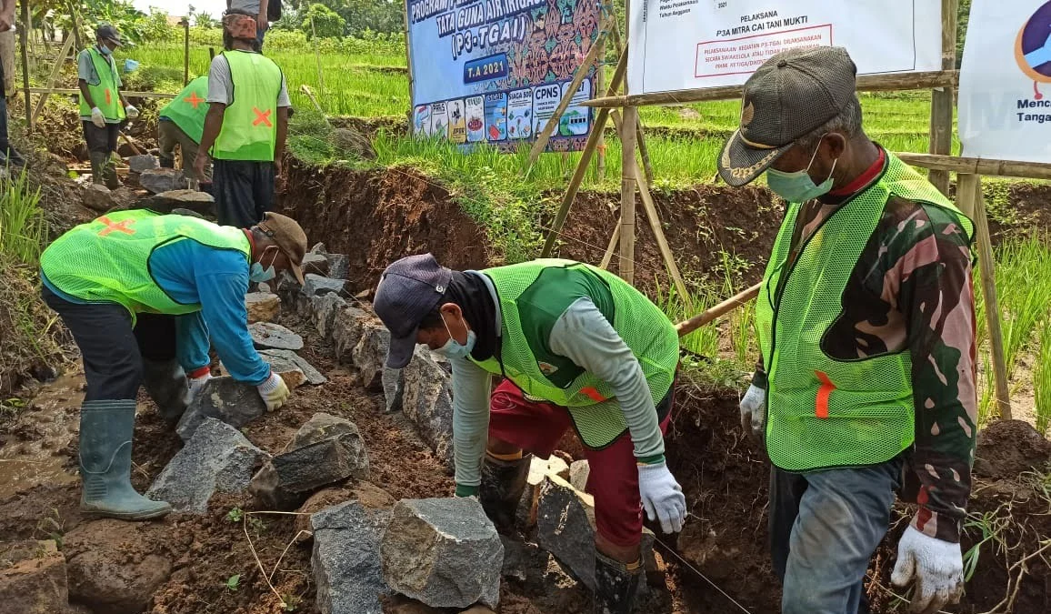 400 Titik Irigasi Wilayah Cimancis Dipugar