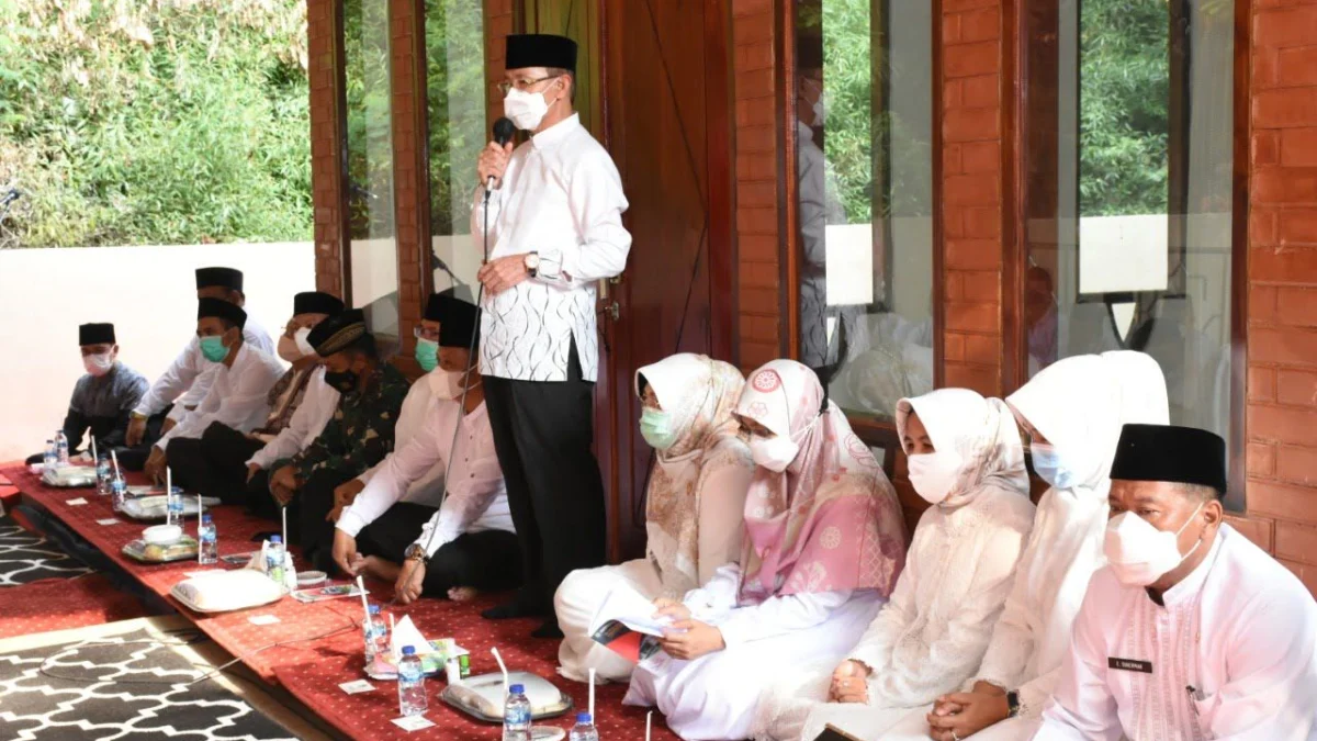 Momen Hari Jadi, Momen Introspeksi