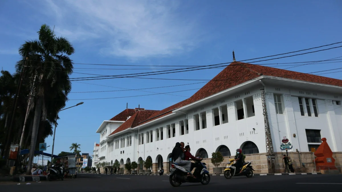 Kapan Jualan Kota Tua?