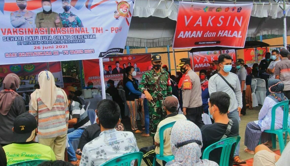 Ribuan Warga Antusias Ikuti Vaksinasi