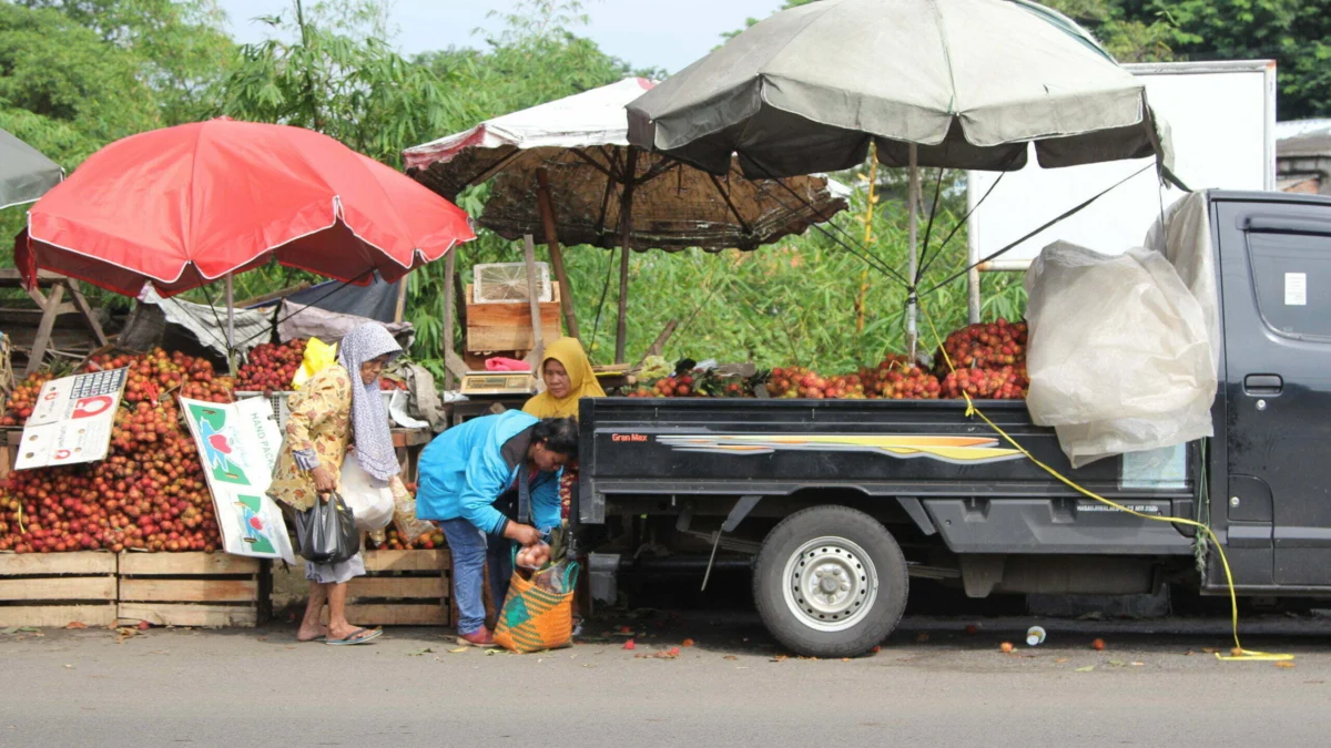 Pasar Buah Harjamukti Kandas