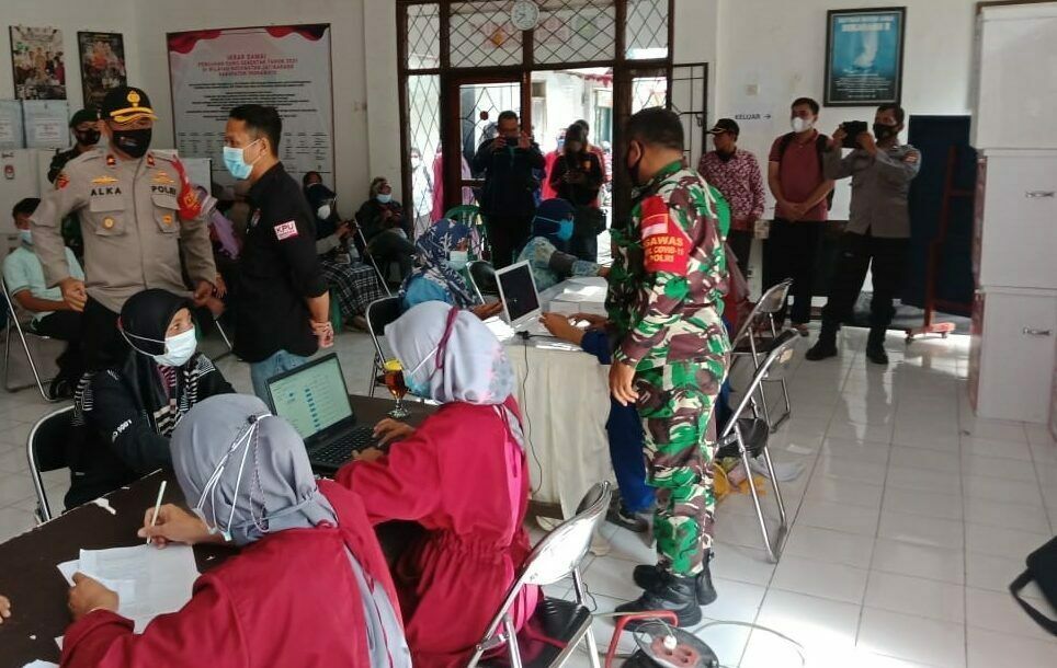 Satgas Pantau Proses Vaksinasi