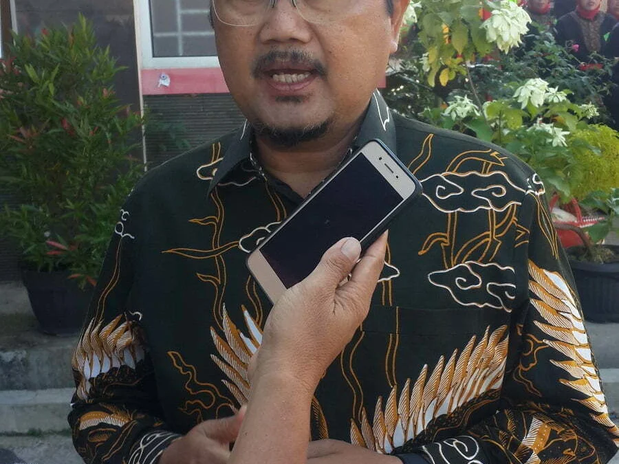 Camat Palasah Meninggal Dunia