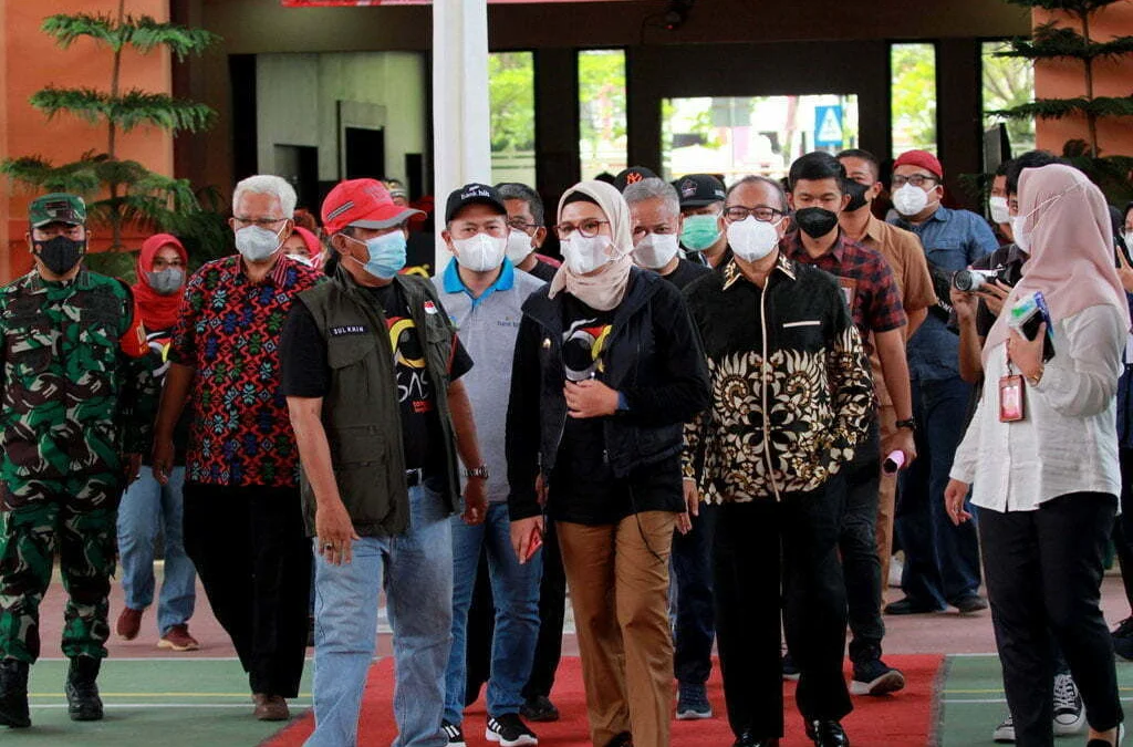 Gebyar Vaksinasi Pelajar Jabar di SMAN 1 Sindang