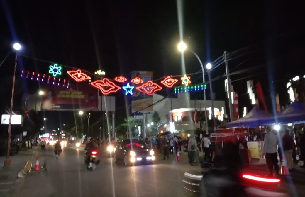 Percantik Tuparev dengan Lampu Bando Rp239 Juta