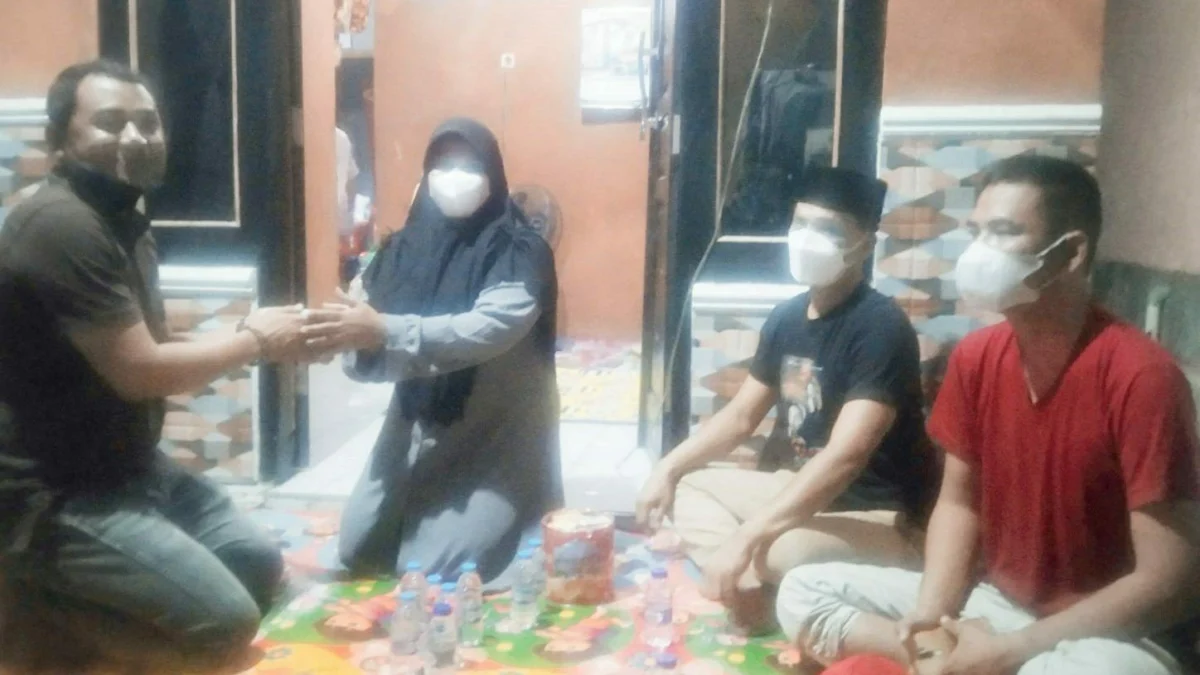 Bebas Tarawih, Bebas Mudik
