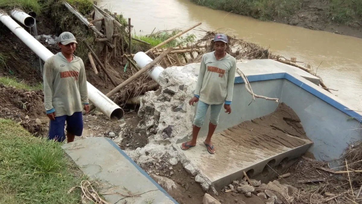 Longsor, Saluran Irigasi Darurat Hancur