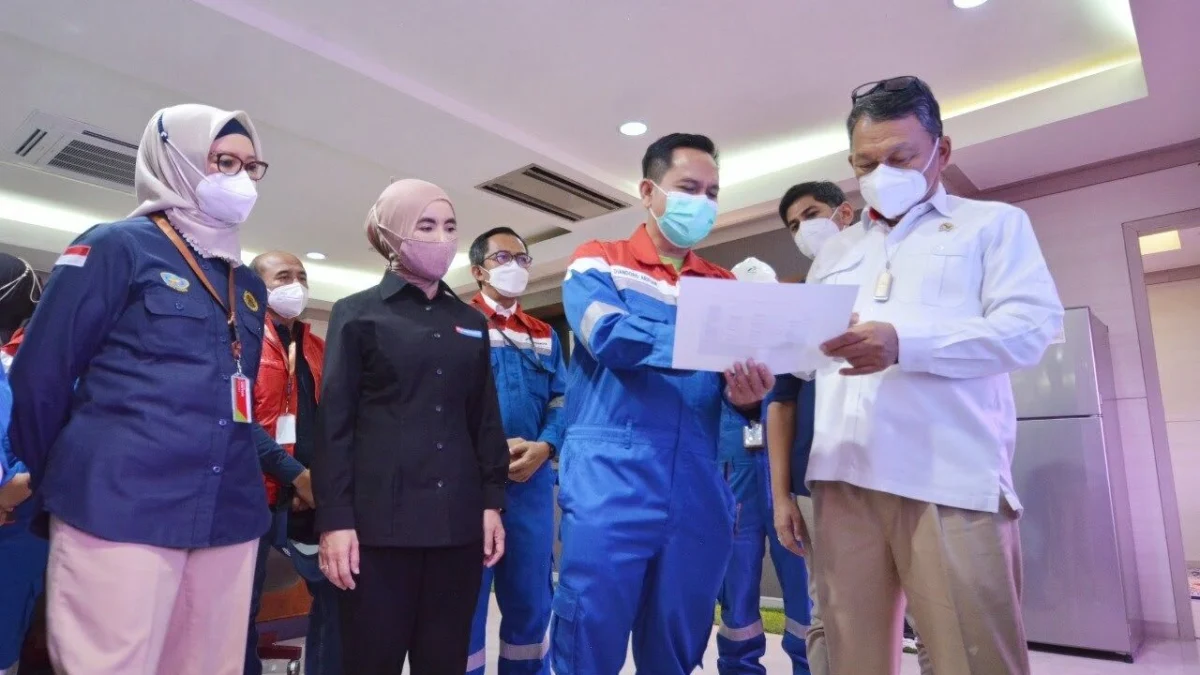 Menteri ESDM Tinjau Kilang Balongan