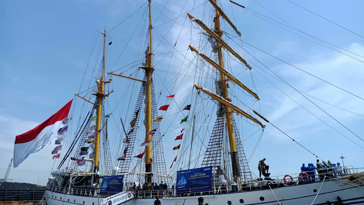 Hari Ini Bisa Naik KRI Dewa Ruci di Cirebon