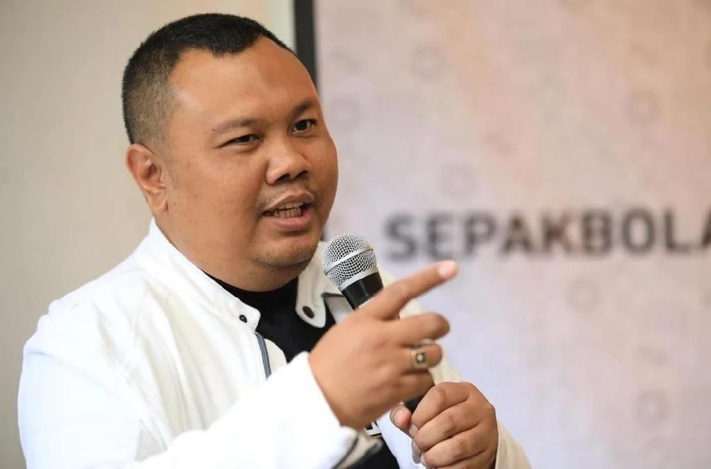 Nah, Ini Kata Pengamat Politik Kedai Kopi Soal Ridwan Kamil Masuk Partai Golkar