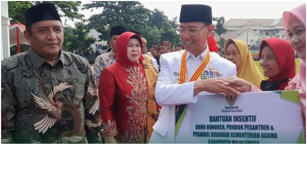 Guru Honor Pondok Pesantren di Majalengka Diberi Insentif Rp100 Juta