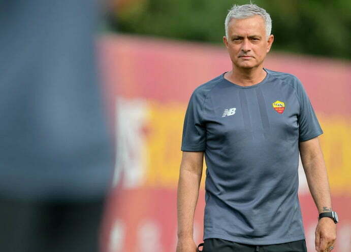 Jose Mourinho pelatih AS Roma