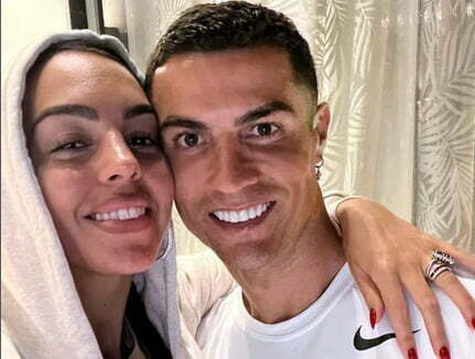 Ronaldo bersama pasangan