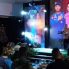 KENAL PAMIT: Kombes Pol I Made Sukawijaya memegang tingkat komando sebagai Dir Polairud Polda Jabar, menggantikan Kombes Polisi Arnapi di Gedung Pesat  Gatra, Jumat (6/1/2023). --FOTO: abdullah/radar cirebon