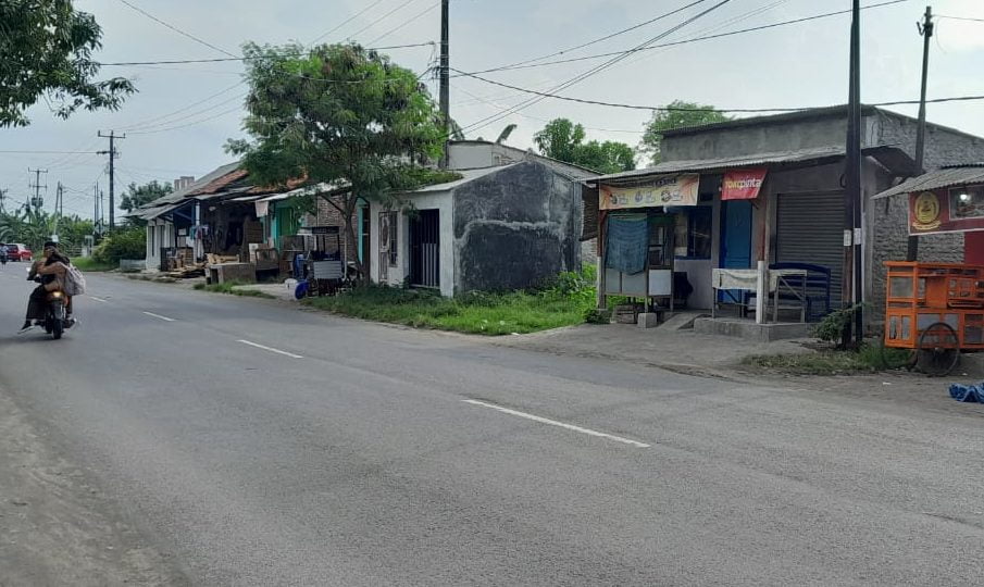 penghuni-bangunan-liar