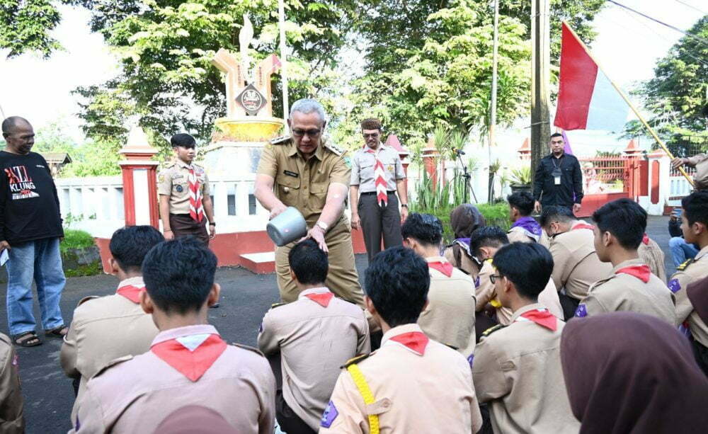 Emban Tugas Khusus, 35 Anggota Saka Pariwisata Kabupaten Kuningan Dikukuhkan  