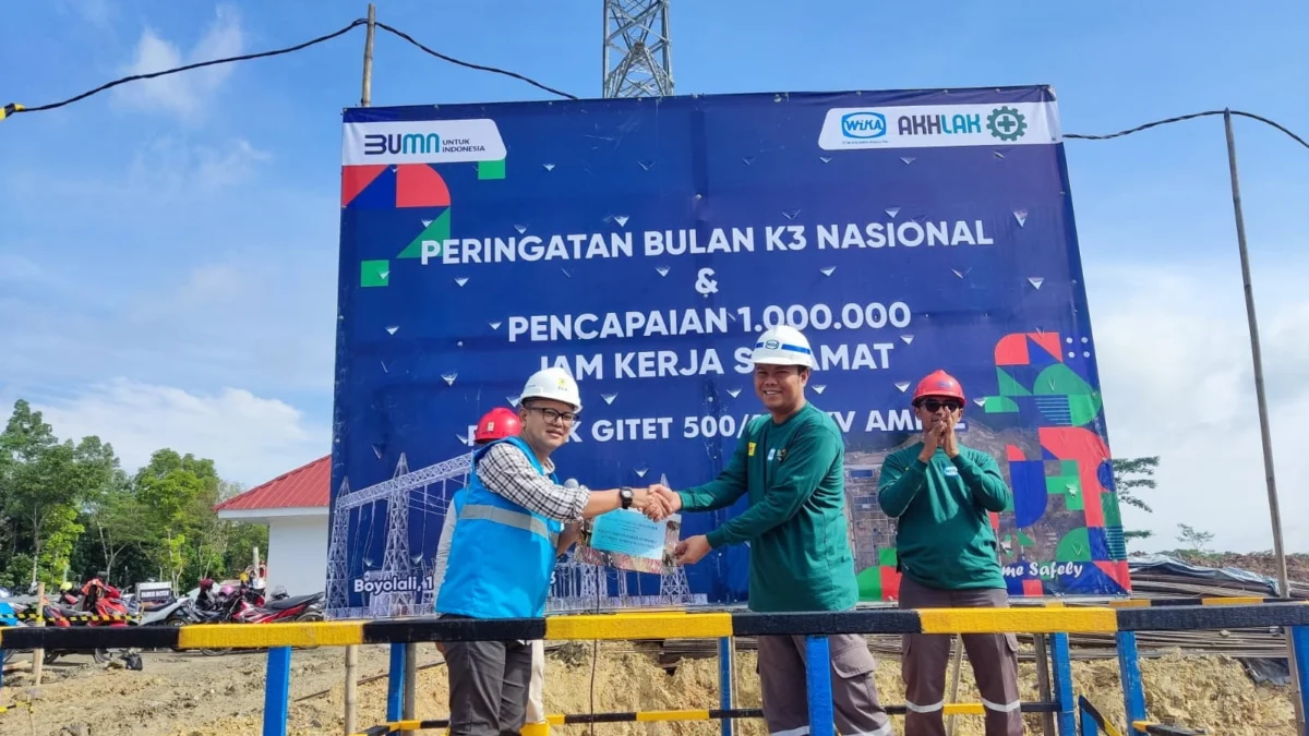 Peringati Bulan K3 Nasional, PLN UIP JBT Selenggarakan Simulasi Tanggap Darurat Hingga Mengajar di Sekolah