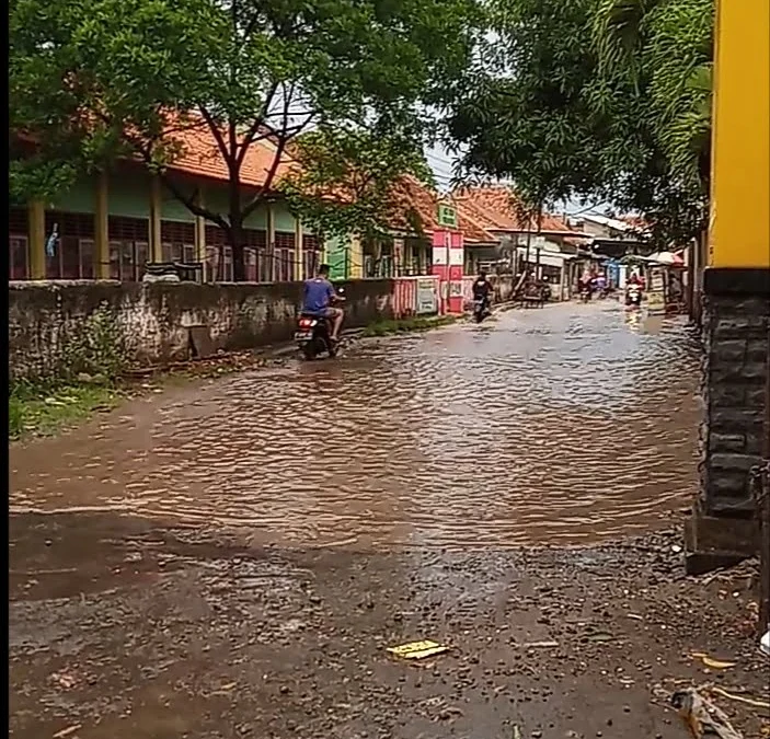 75 Ruas Jalan di Kuningan Segera Diperbaiki, Warga Daerah Tetangga Bisa Iri Nih