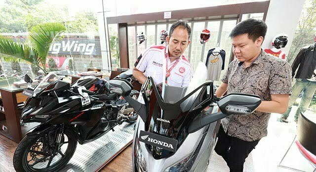 Promo Jaket Ekslusif dari DAM untuk Pembelian Honda Vario 160 CBS