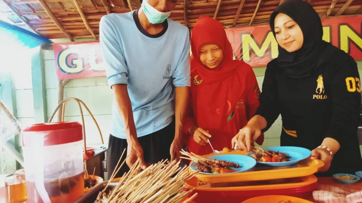 Kenapa Sate Tegal Empuk dan Lezat, Begini Cara Masak Dagingnya