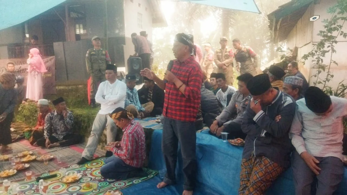 Dilaksanakan kegiatan tahunan komunitas Grumala dan Pemdes Gunungwangi Kecamatan Argapura. Yakni, haul atau ziarah ke makan Bupati  Majalengka pertama, Kiai Suryadiningra