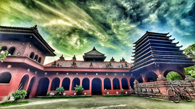 masjid merah nurbuat cirebon