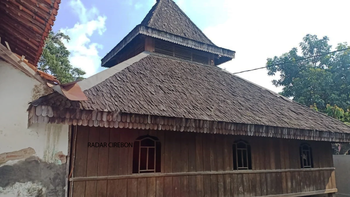 Di Masjid Kuno Syekh Nurjati, Prabu Siliwangi Menemui Nyai Subang Larang