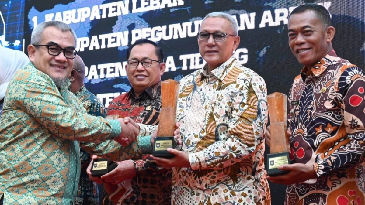 SUKSES Pemkab Kuningan Raih Batas Desa Award dari Kemendagri