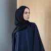 baju navy cocok dengan jilbab warna apa