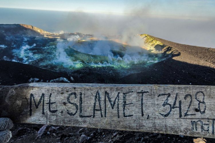 mahasiswa unsoed meninggal di gunung slamet