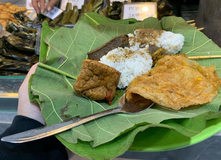 Nasi Jamblang