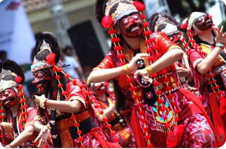 tari topeng cirebon