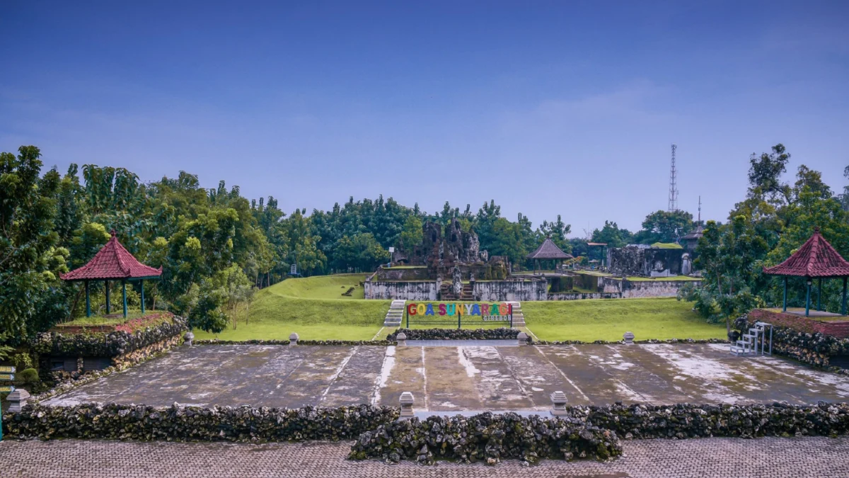 tempat wisata cirebon dan kuningan