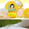 SELAMAT TINGGAL Jerawat! Ini Dia Cara Membuat Masker Ampuh dari Bedak Marcks dan Aloe Vera