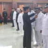 Bupati Majalengka H Karna Sobahi menggelar mutasi besar-besaran, tercatat ada sekitar 129 pejabat yang terkena mutasi dan rotasi dari eselon II, III, dan IV. Kegiatan tersebut digelar di Gedung Yudha Abdi Negara Pemkab Majalengka, Jumat 5 Mei 2023 kemarin/