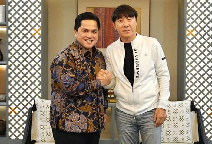 Shin tae yong bersama Erick Thohir