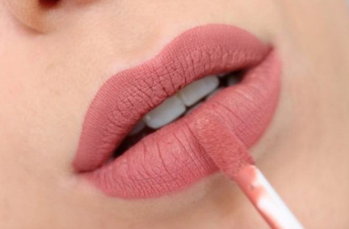 lipstik natural disukai wanita