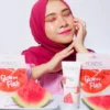 10 rekomendasi buah yang bisa membuat kulit glowing cerah alami.