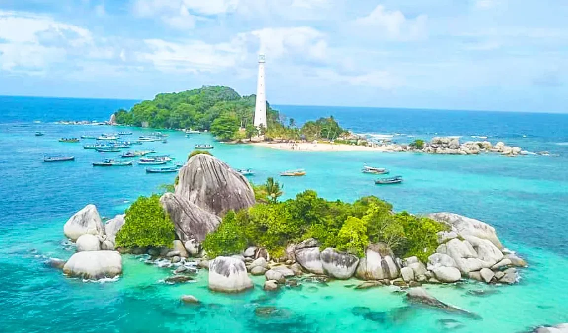 WISATA DI BELITUNG YANG KEREN ABIS BOS YOK KESAN YOK !!