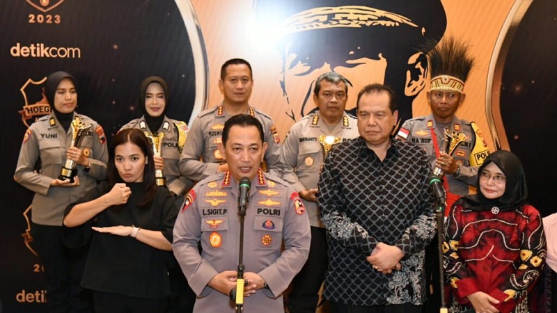 polisi penerima hoegeng awards