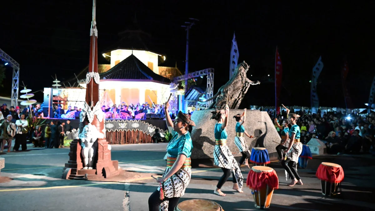 damar sewu pembuka seren taun