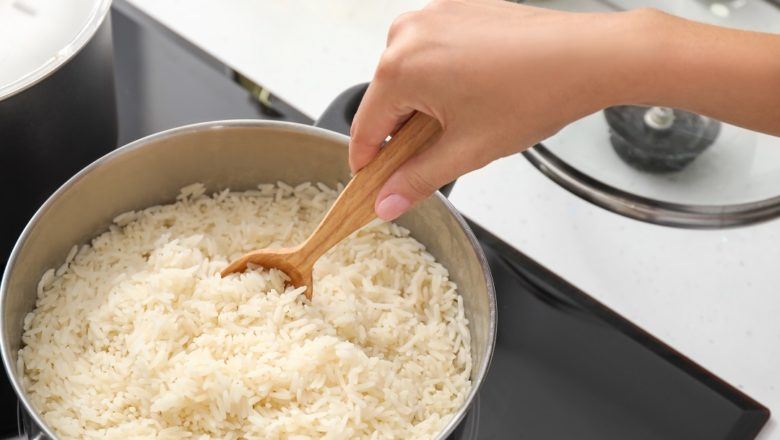 INILAH CARA AMPUH MEMASAK NASI DI PEGUNUNGAN SAAT KITA MENDAKINYA