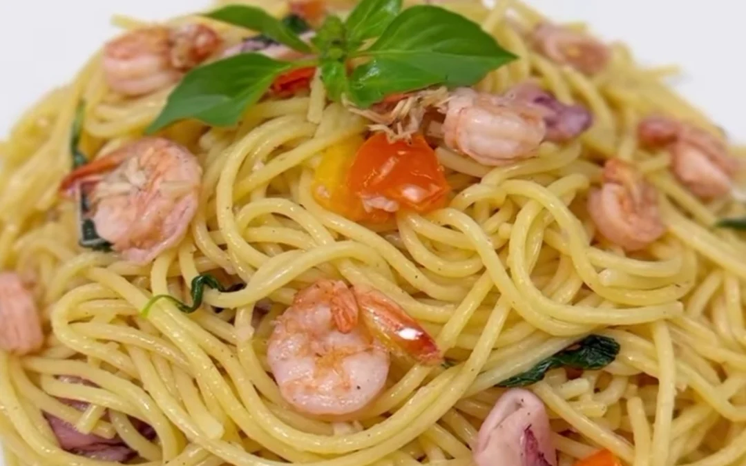 Tips Membuat Spaghetti Seafood Lezat untuk Bekal Sekolah Anak Suka. Mudah dan Cepat hanya 10 menit Ada Disini!