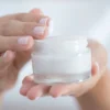 15+ Skincare Krim Pemutih Wajah Yang Aman dan Sudah Terbukti