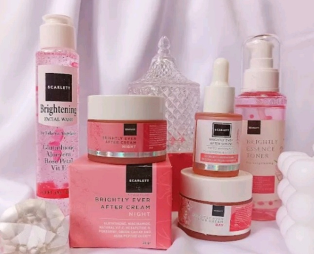 5 Langkah Tepat Bikin Kulit Wajah Glowing Mirip Artis Jepang, Ikuti Perawatan Wajah dengan Skincare Scarlett Whitening