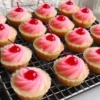 Resep Puding Unik Replika Cupcake Kekinian, Super Lezat Cocok Buat Dicemil Bareng Keluarga Ataupun Ide Jualan, Dijamin Laris Manis. Foto: yt dapurlielis - radarcirebon.id